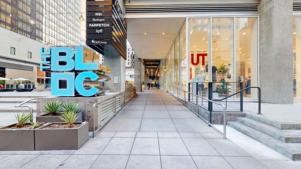 More Photos Of 750 W 7th St, Los Angeles Department Store For Lease