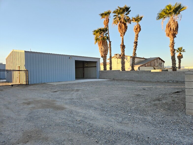 More Photos Of 5157 S Lakewood Rd, Fort Mohave Light Distribution For Lease