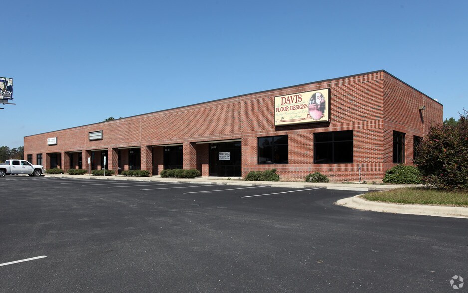 More Photos Of 3241 US Highway 70 E, Smithfield Light Distribution For Lease