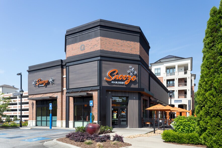 More Photos Of 4600 Roswell Rd, Atlanta Unknown For Lease