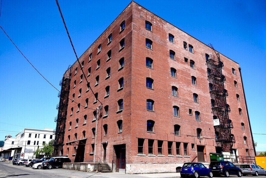 Primary Photo Of 1801 NW Upshur St, Portland Loft Creative Space For Lease