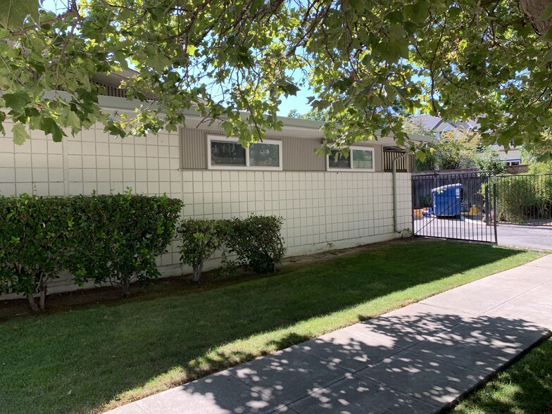 More Photos Of 303 N 15th St, San Jose Medical For Sale