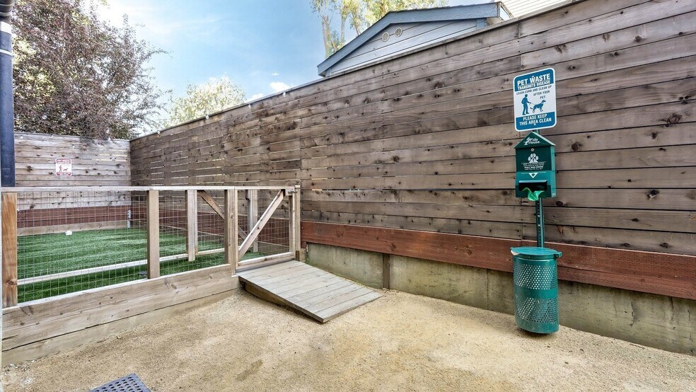 More Photos Of 4801 Shattuck Ave, Oakland Apartments For Sale