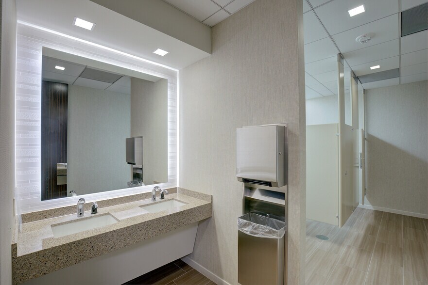 More Photos Of 1500 Citywest Blvd, Houston Office For Lease