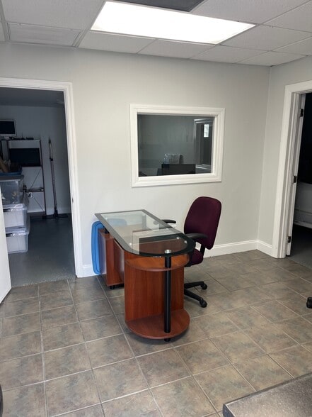More Photos Of 14055 SW 142nd Ave, Miami Self Storage For Sale