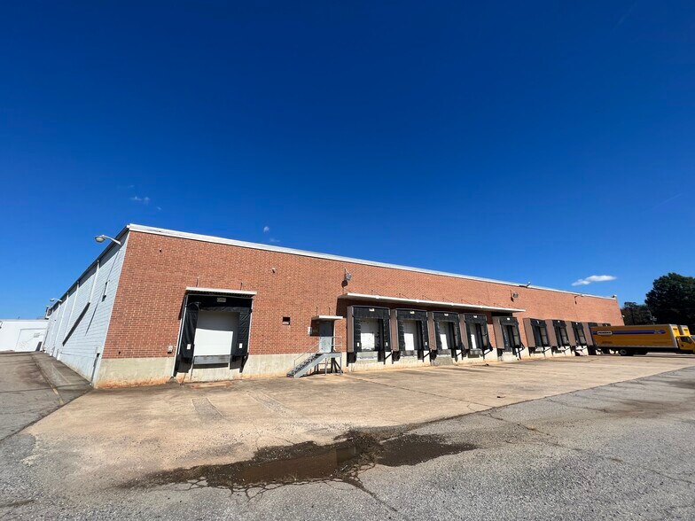 More Photos Of 800 S Ayersville Rd, Mayodan Manufacturing For Sale