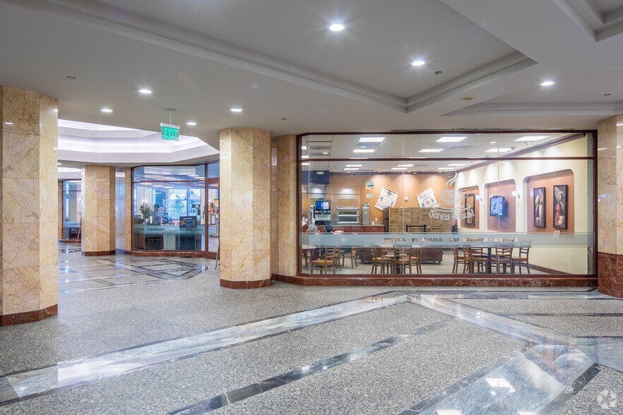 More Photos Of 211 N Broadway, Saint Louis Office For Lease