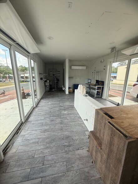 More Photos Of 952 W Tharpe St, Tallahassee Convenience Store For Sale