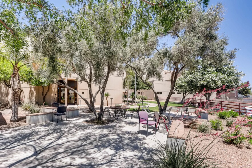 More Photos Of 1201 S 7th Ave, Phoenix Hospital For Lease