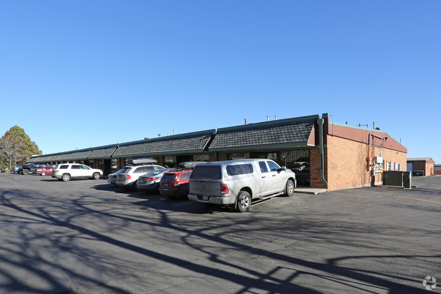 Primary Photo Of 12860 W Cedar Dr, Lakewood Light Manufacturing For Lease