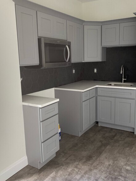 More Photos Of 35 Belvidere St, Nazareth Storefront Retail Residential For Sale