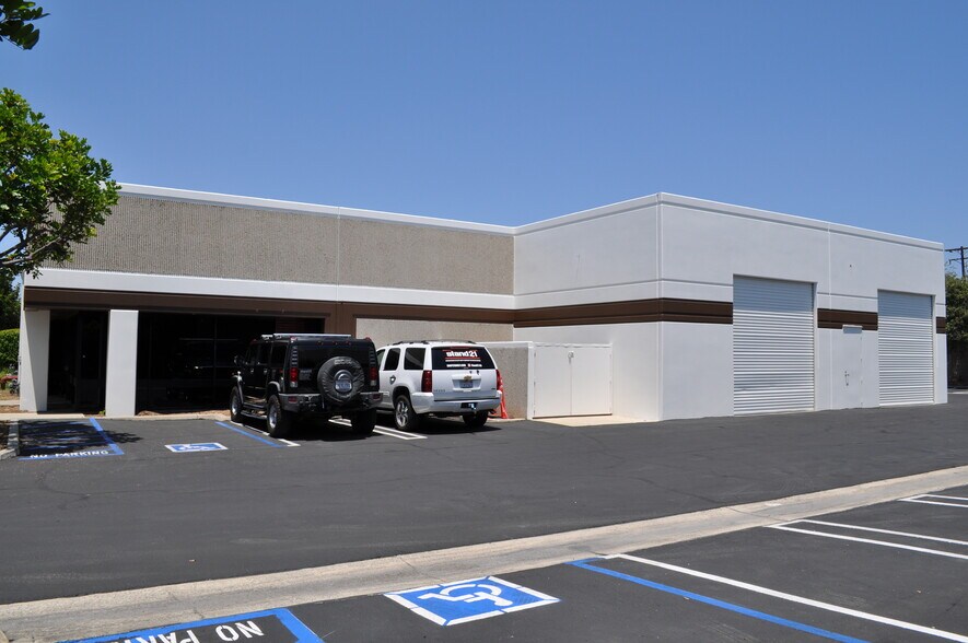 Primary Photo Of 17882 Georgetown Ln, Huntington Beach Warehouse For Lease