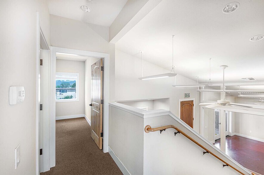 More Photos Of 17977 Sonoma Hwy, Sonoma Office For Sale