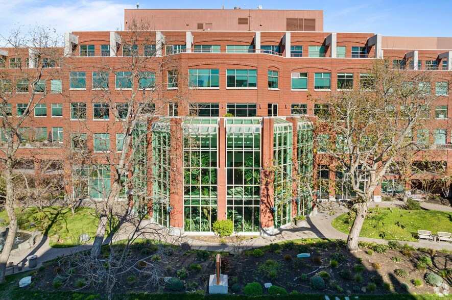 More Photos Of 5885 Hollis St, Emeryville Unknown For Lease