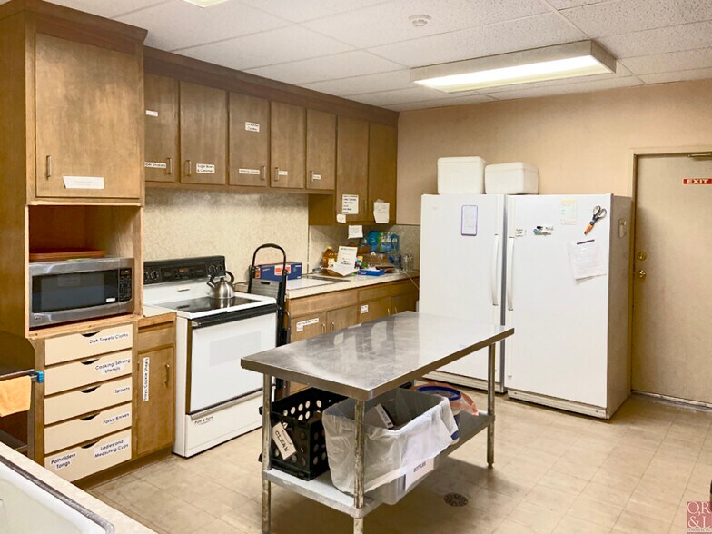 More Photos Of 7 Wescott Rd, Simsbury Religious Facility For Sale