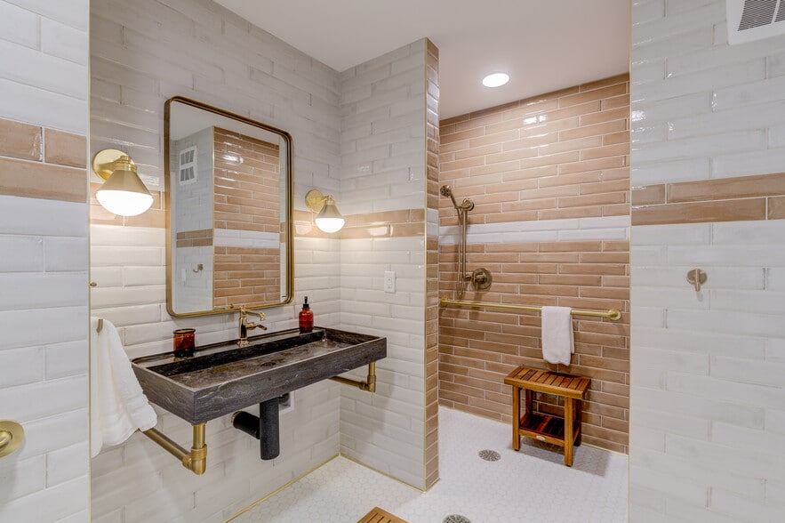 More Photos Of 416 N Kirkwood Rd, Kirkwood Apartments For Sale