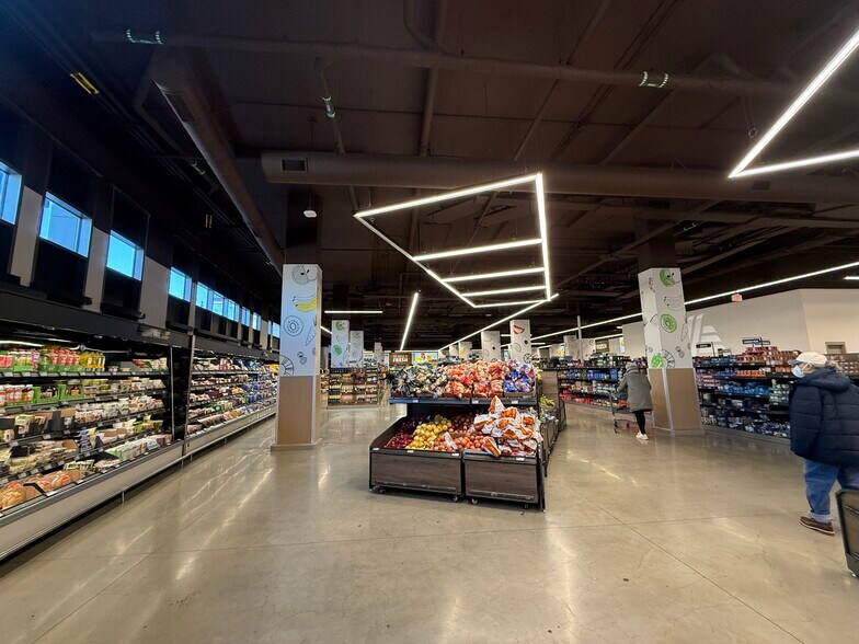 More Photos Of 801-901 H St NE, Washington Apartments For Lease