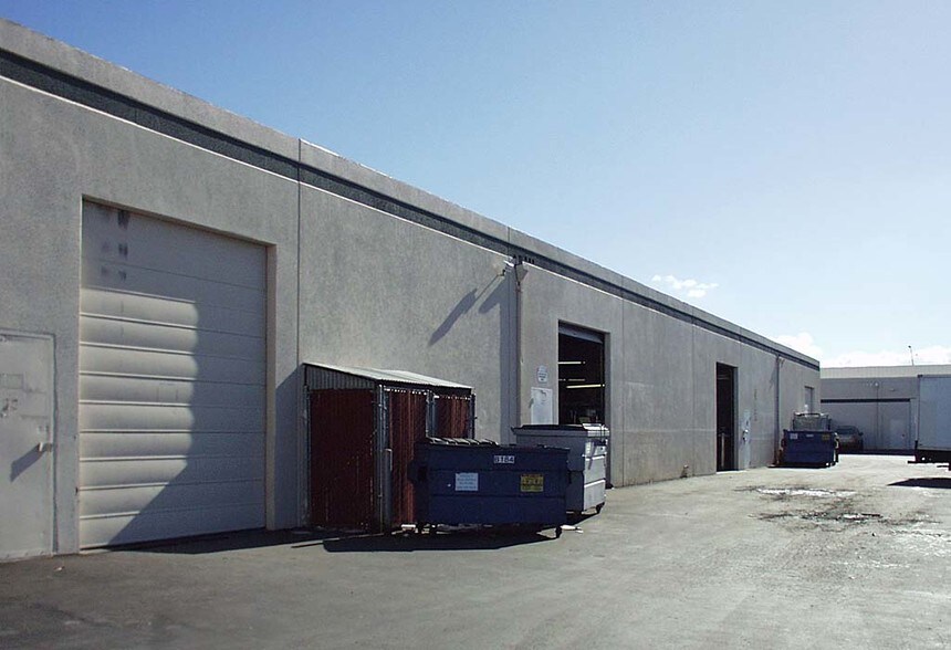 More Photos Of 1233-1239 Reamwood Ave, Sunnyvale Research And Development For Lease