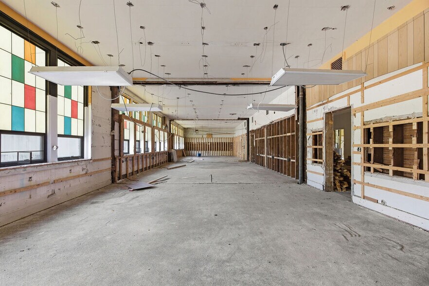 More Photos Of 642 S Main St, Central Square Office Residential For Lease