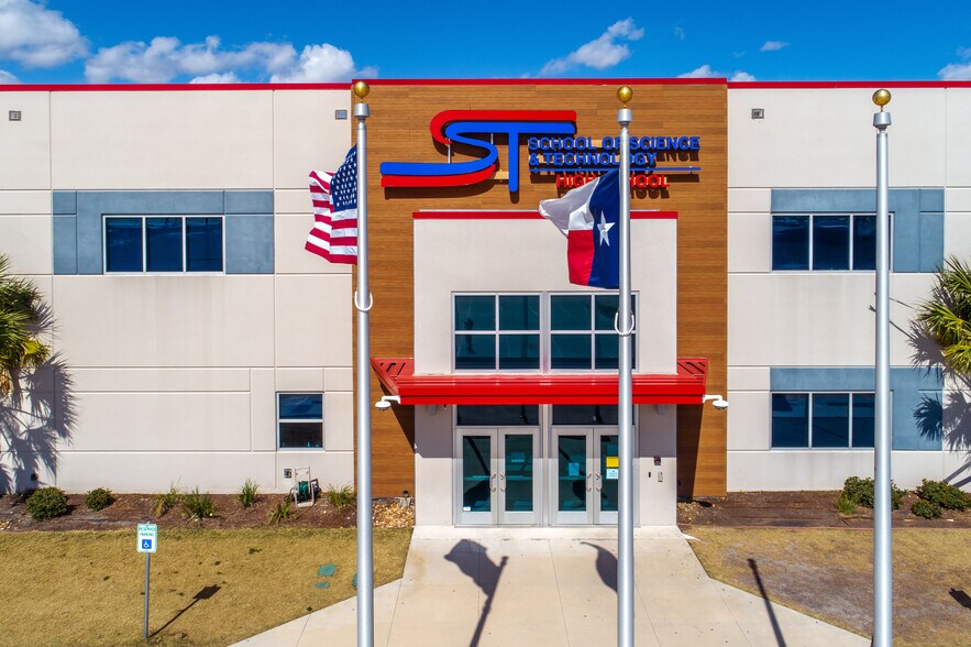 More Photos Of 6609 Evans Rd, Corpus Christi Schools For Sale