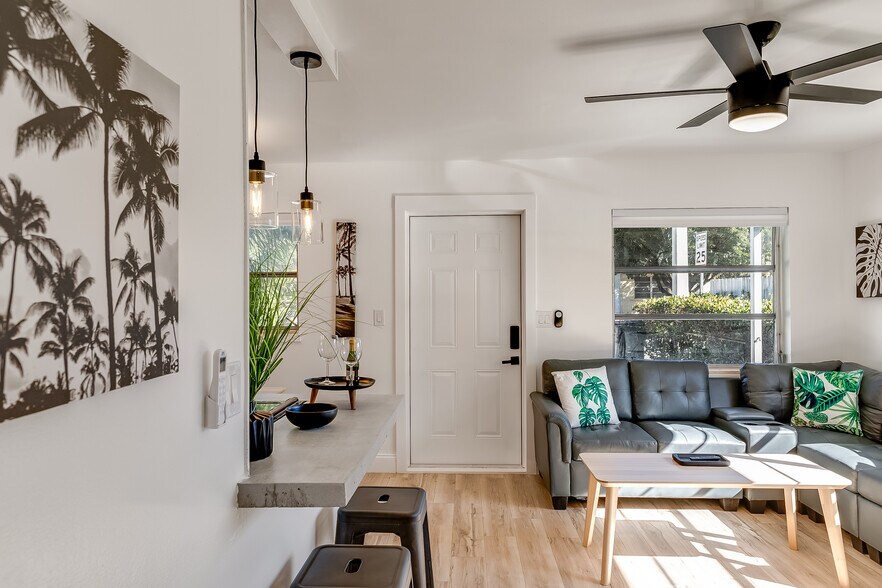 More Photos Of 417 N J St, Lake Worth Beach Apartments For Sale