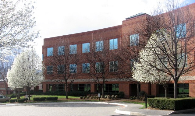More Photos Of 2800-2840 Electric Rd, Roanoke Office For Lease