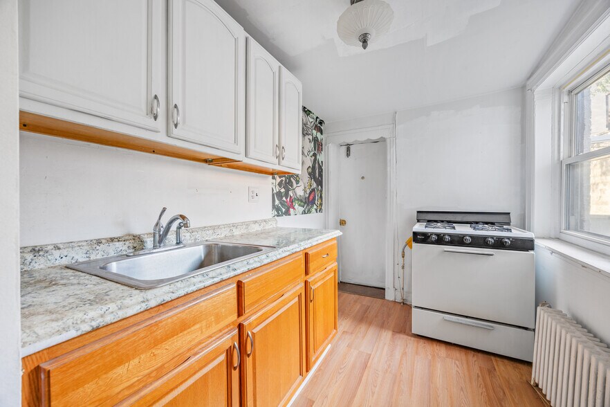 More Photos Of 411 Union St, Brooklyn Apartments For Sale