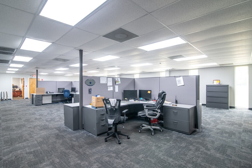 More Photos Of 4900 Highway 501, Myrtle Beach Light Manufacturing For Lease