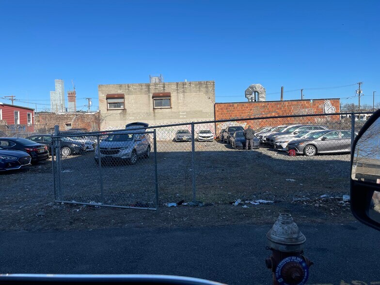 More Photos Of 122 Colden St, Jersey City Land For Lease