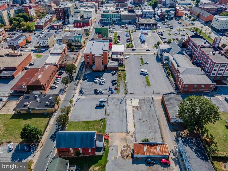 More Photos Of 100 W Franklin St, Hagerstown Office Residential For Lease