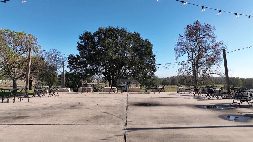 More Photos Of 10919 Highway 36, Bellville Restaurant For Sale