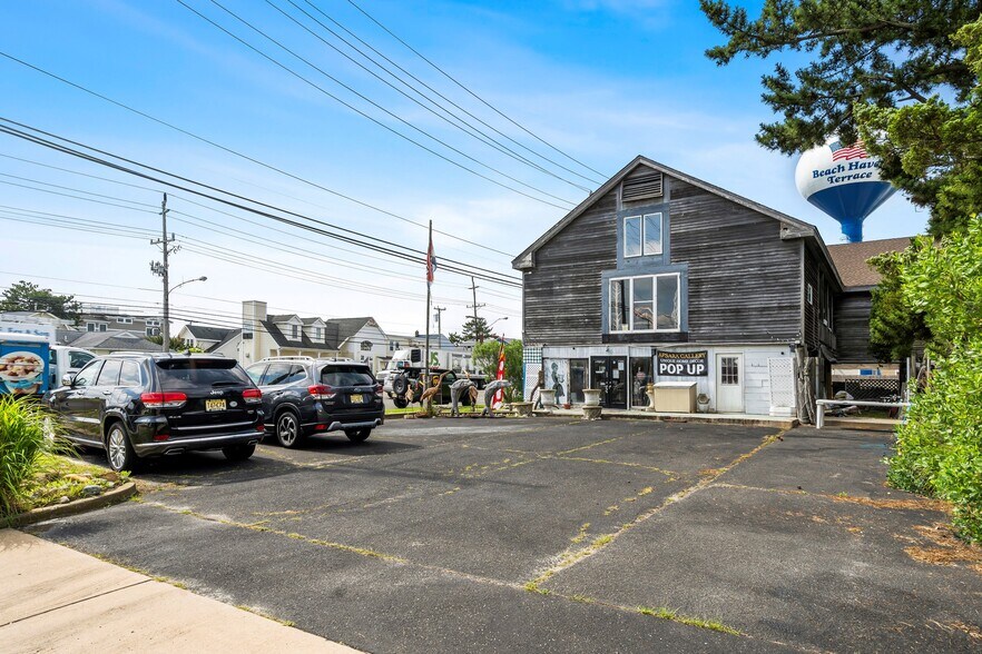 More Photos Of 12900 Long Beach Blvd, Long Beach Township Loft Creative Space For Sale