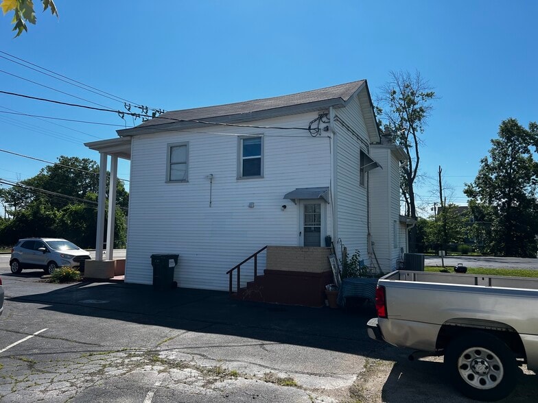 More Photos Of 531 Old State Route 74, Cincinnati General Retail For Sale