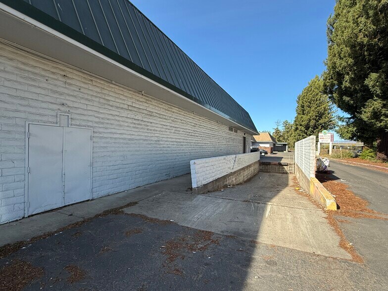 More Photos Of 115-285 S Orchard Ave, Ukiah Unknown For Lease