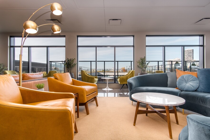 More Photos Of 5050 N Broadway St, Chicago Apartments For Lease