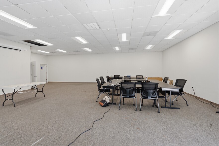 More Photos Of 112 Nevada City Hwy, Nevada City Office For Sale