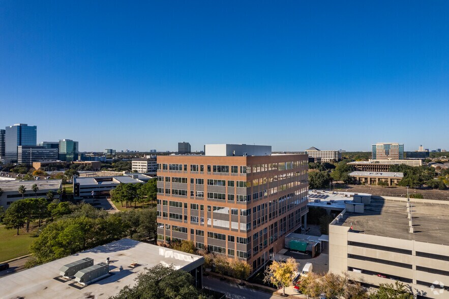 More Photos Of 3657 Briarpark Dr, Houston Office For Sale