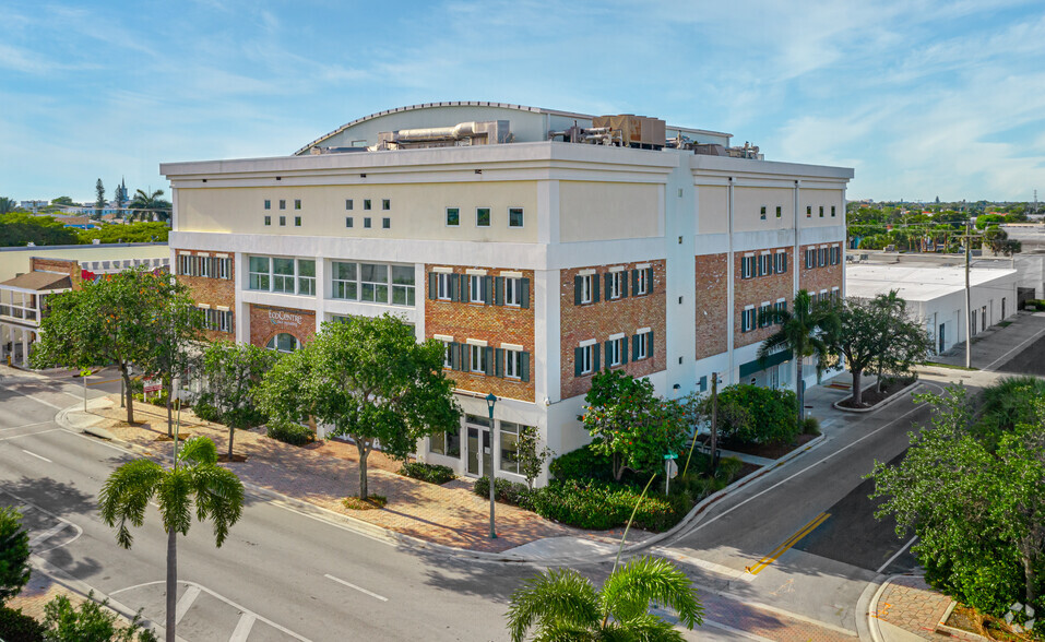 Primary Photo Of 1005 Lake Ave, Lake Worth Office For Lease