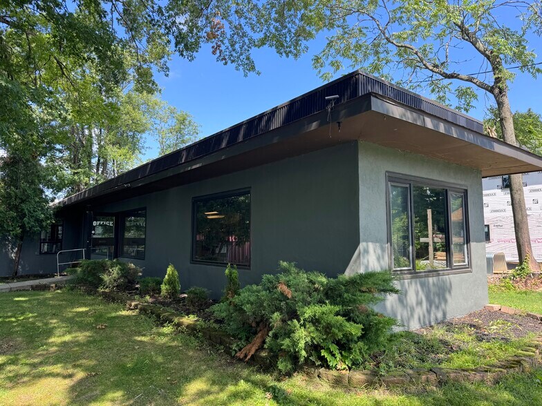 More Photos Of 285 Violet Ave, Poughkeepsie Industrial For Sale