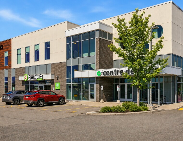Primary Photo Of 4605 Ch du Crépuscule, Saint-Mathieu-de-Beloeil Storefront Retail Office For Lease
