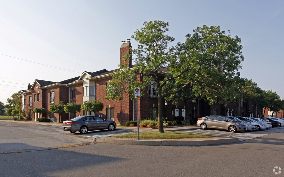More Photos Of 5397 Eglinton Ave W, Toronto Unknown For Lease