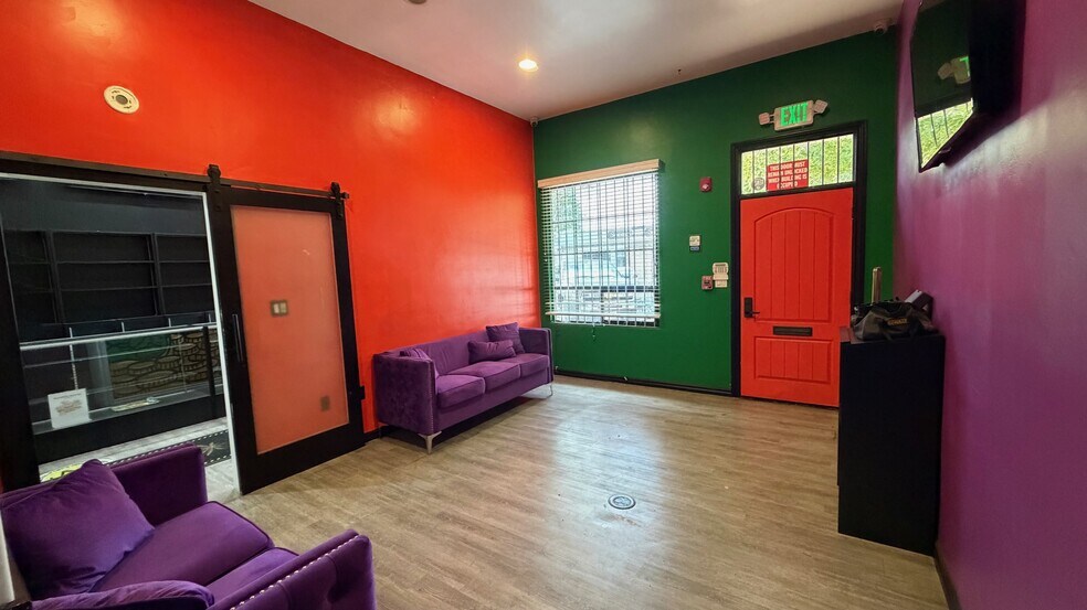 More Photos Of 126 S H St, Lompoc Office For Sale