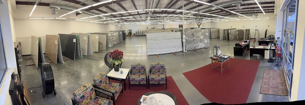 More Photos Of 1012 S 14th St, Leesburg Freestanding For Lease