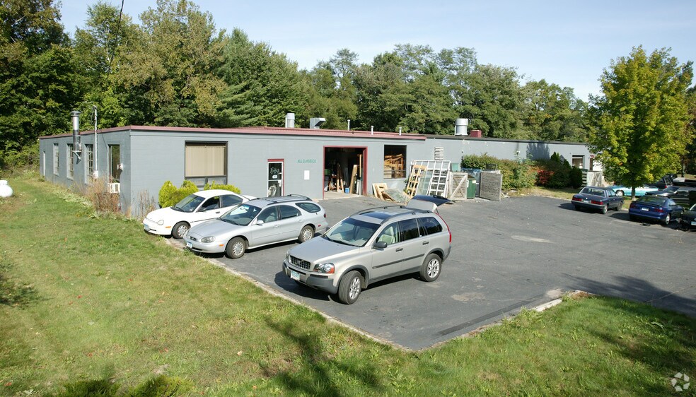 More Photos Of 19 Sandscreen Rd, Avon Flex For Lease