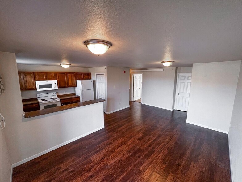 More Photos Of 2975 Aspen Dr, Spearfish Apartments For Sale