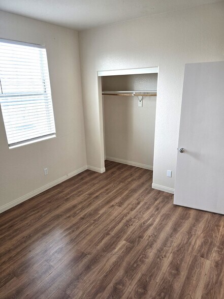 More Photos Of 4300 N Lamont St, Las Vegas Apartments For Sale