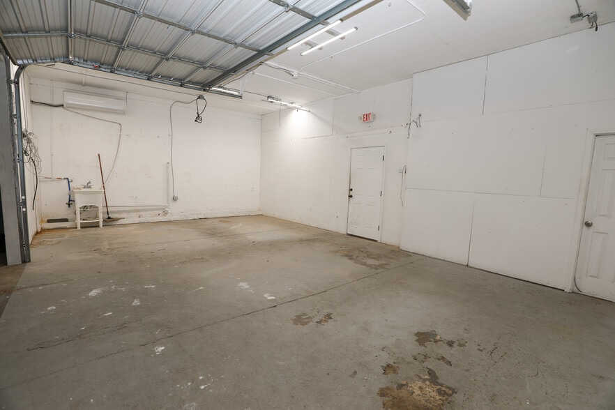 More Photos Of 5 Haynie St, Newnan Warehouse For Sale