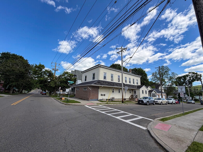 More Photos Of 288 Robinson St, Binghamton Apartments For Sale