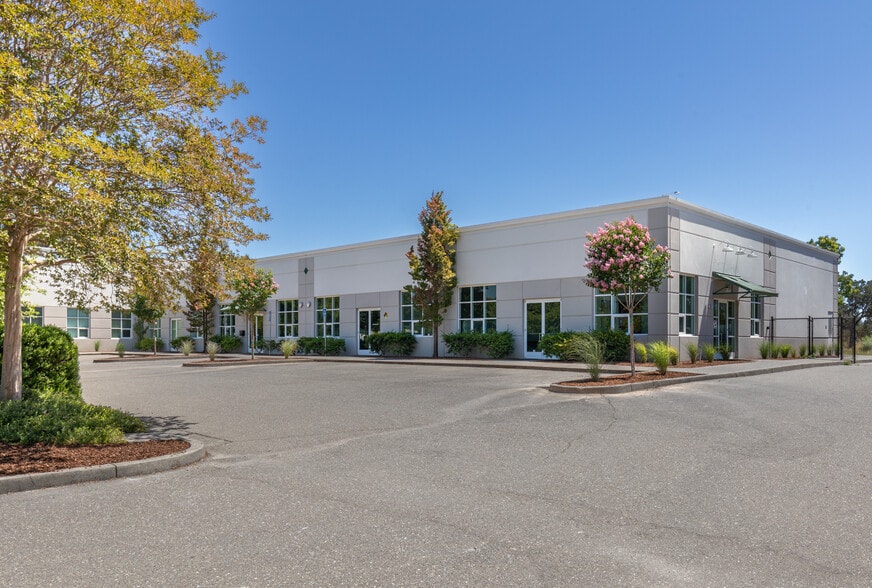 Primary Photo Of 600 American Way, Windsor Warehouse For Lease