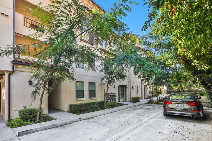 More Photos Of 8951 Monte Vista Ave, Montclair Apartments For Sale